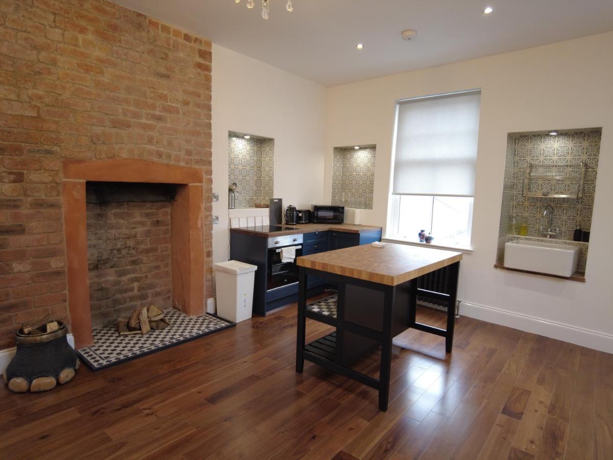 The Bards Loft, Large Studio Apartment 에어 외부 사진